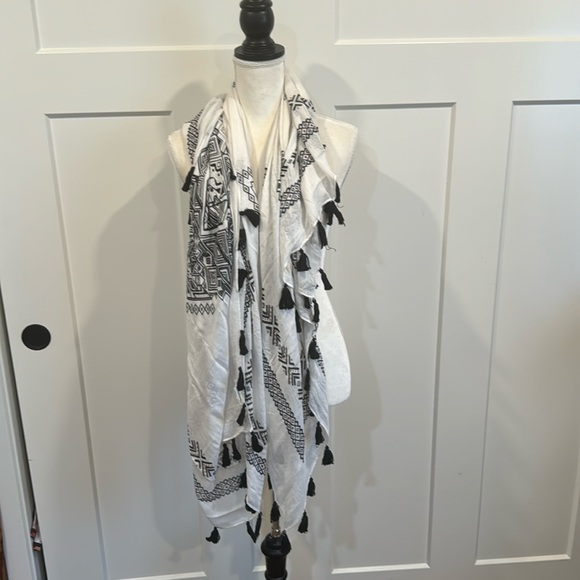 Kitara oversized scarf - Picture 3 of 4